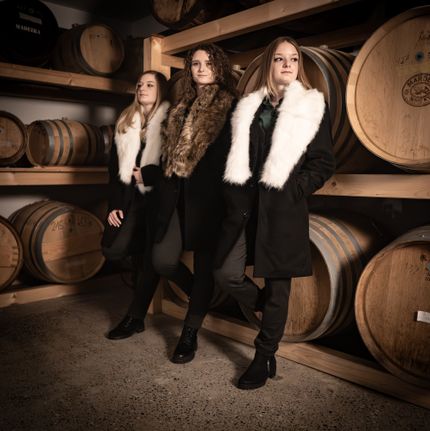 Froggy Blinders Mädels @Mader Whisky Lager