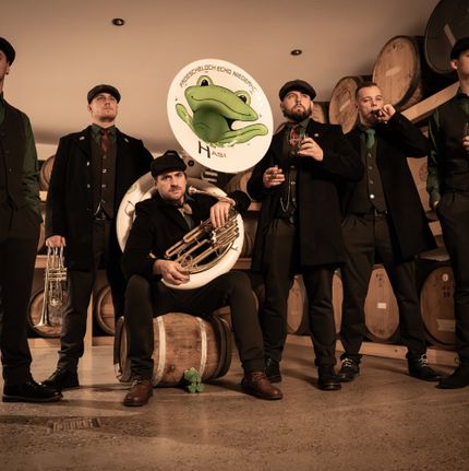 FLE Froggy Blinders @ Distillery Marder 
